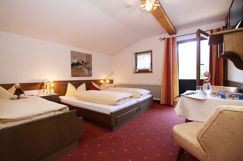 Dreibettzimmer mit Balkon im Gästehaus Elfriede